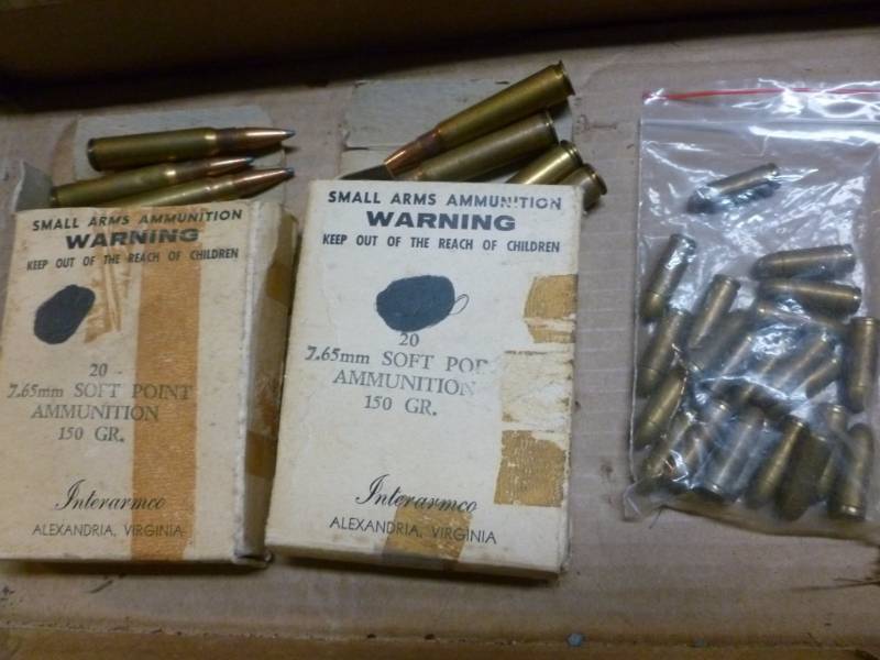 lot 132 image: Vintage Ammo