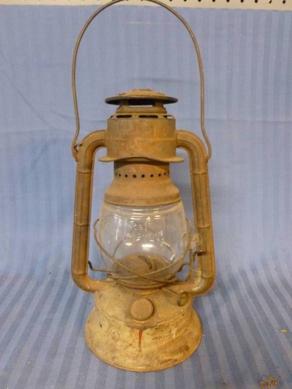 lot 161 image: Vintage Dietz