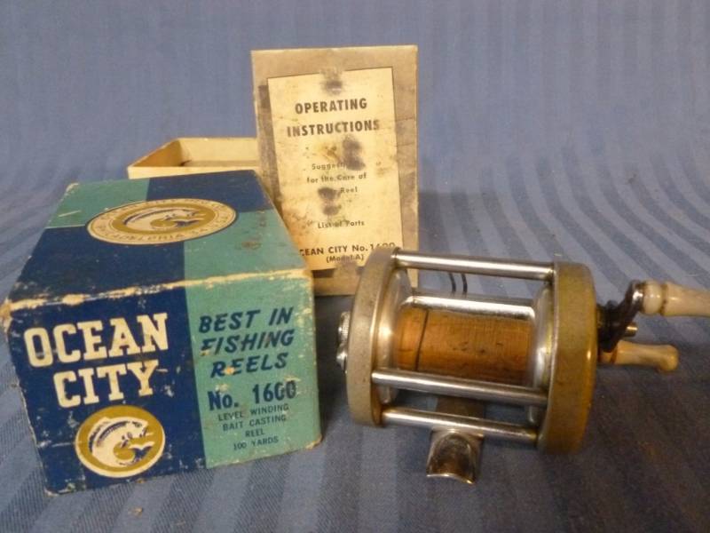 lot 164 image: Vintage Fishing Reel