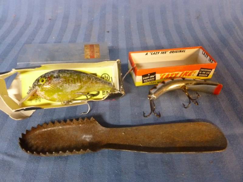 lot 166 image: Fishing Items