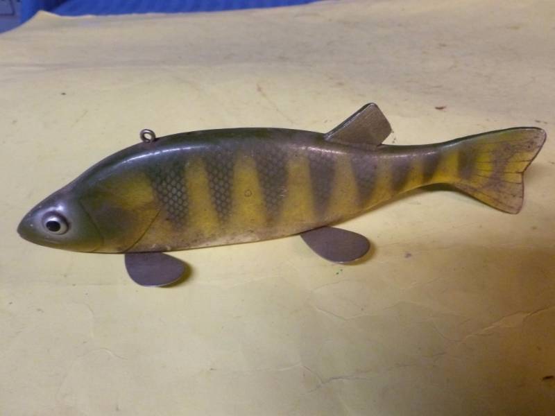 lot 171 image: Spearing Decoy
