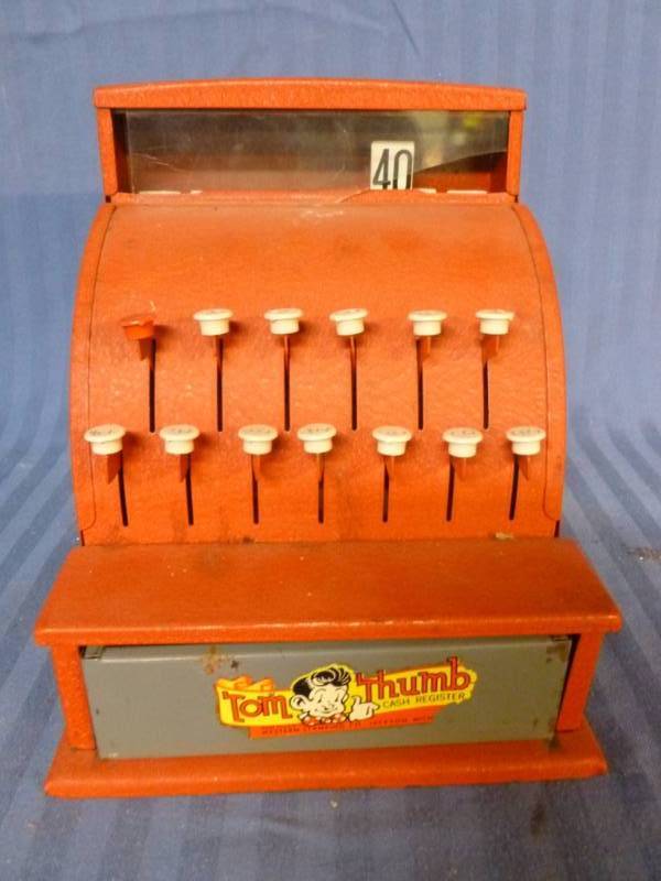 lot 194 image: Vintage Toy