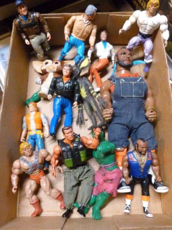 lot 197 image: Toy Figurines