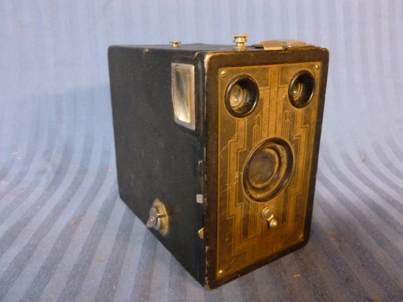 lot 213 image: Vintage Camera