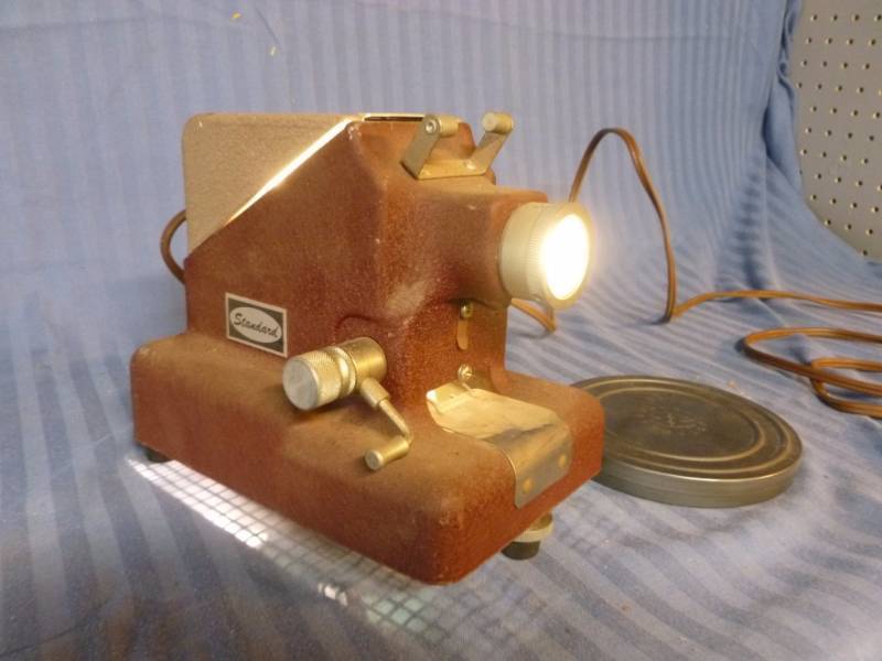 lot 219 image: Vintage Film Projector