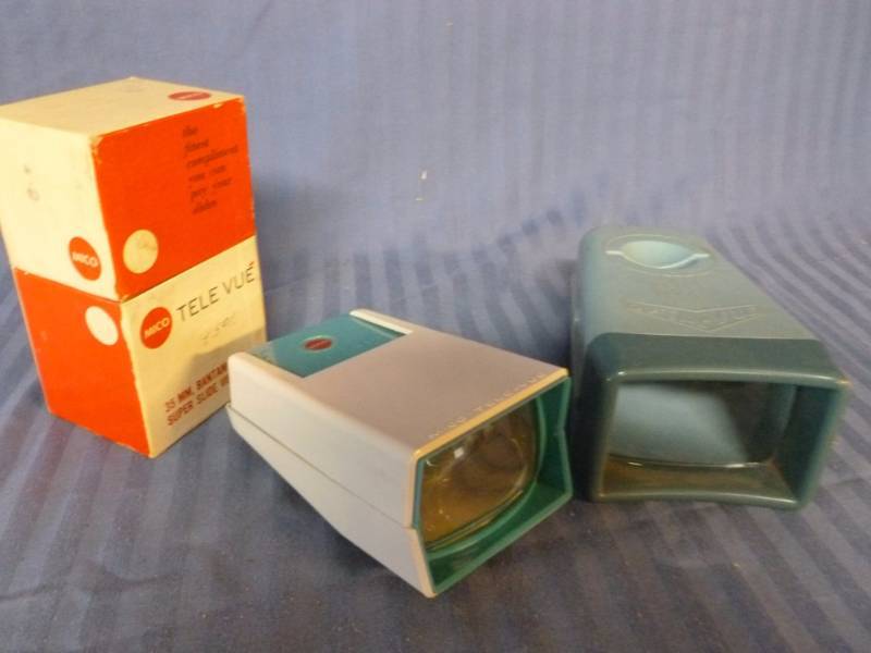 lot 241 image: Vintage Slide Viewer