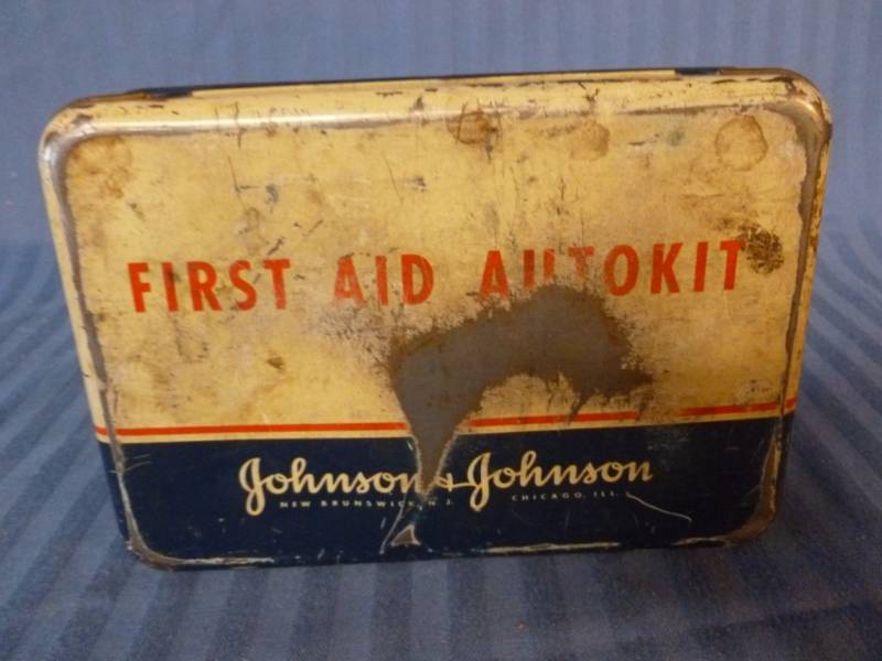 lot 245 image: Vintage First Aid Kit