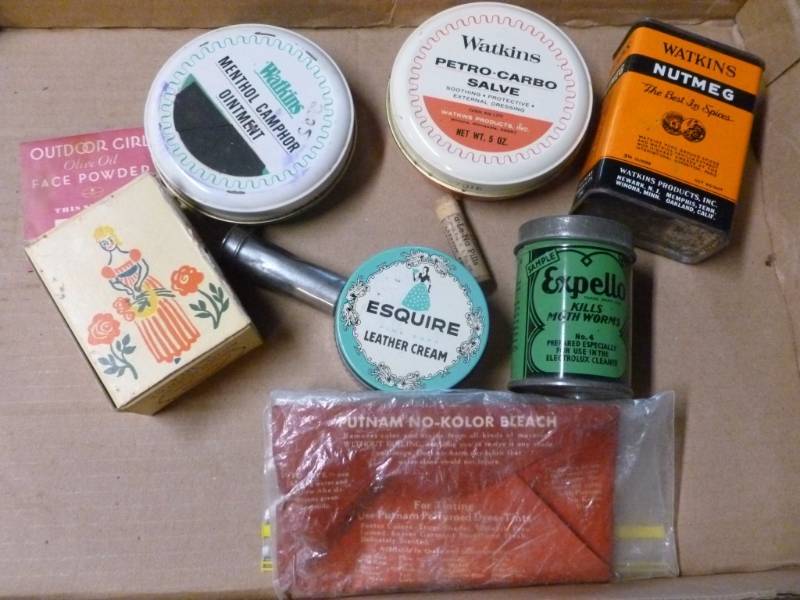 lot 251 image: Vintage Product Containers