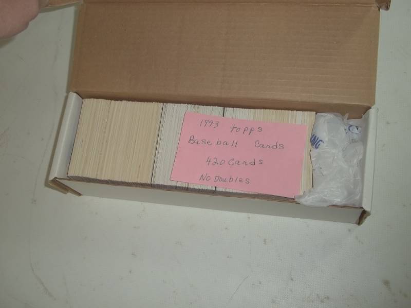 1993 Topps Baseball Cards  420 Cards no duplicates