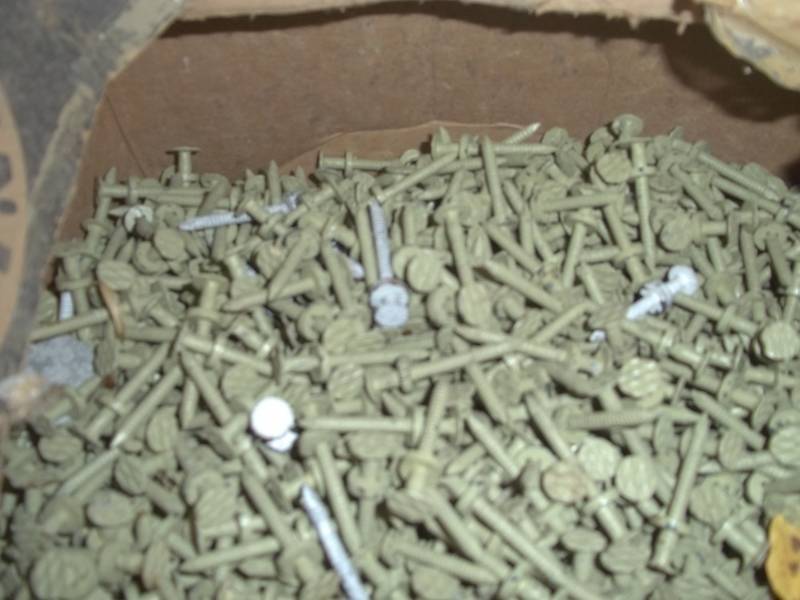 19 Pounds of Roofing Ring shank Nails