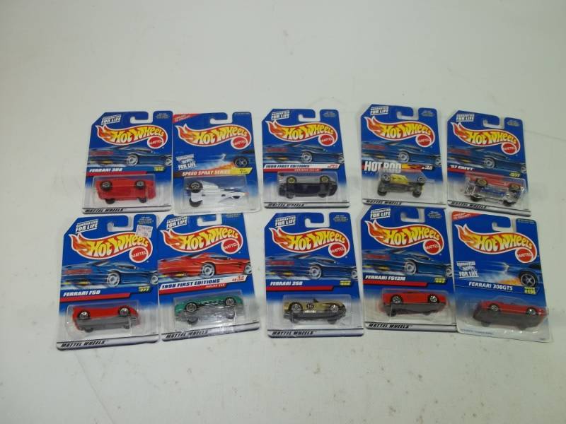 10 Hot wheels Cars