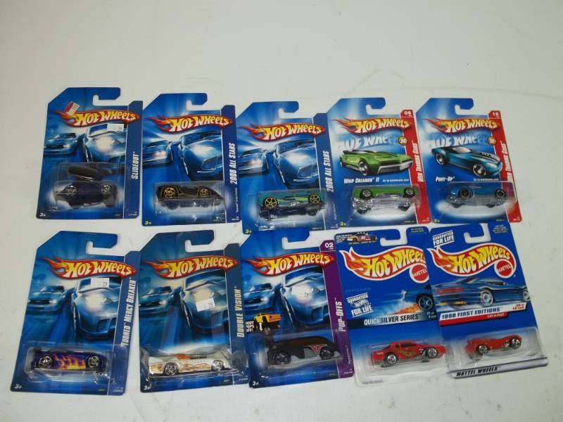 10 Hot wheels Cars