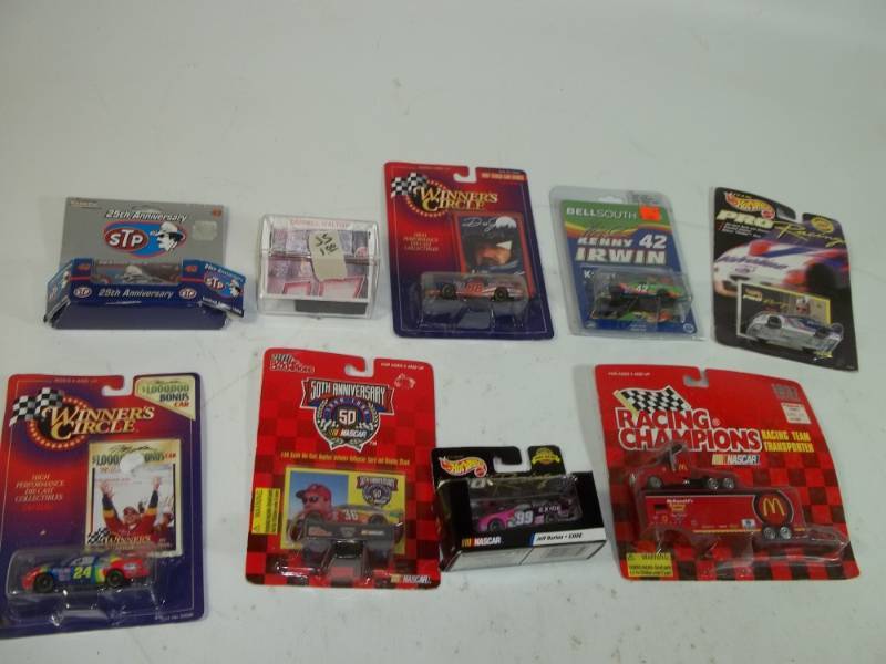 9 Collectable Racing Cars