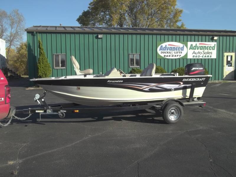 2006 Smokercraft Boat with 50 HP 4 Stroke Mercury Motor