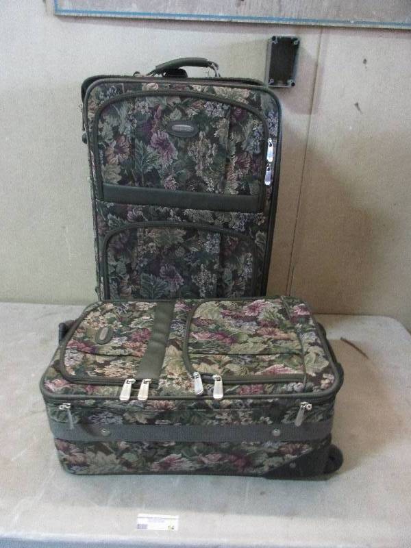 Luggage Set