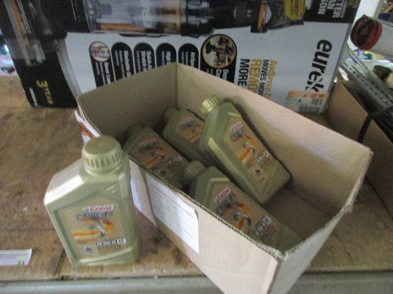 Motorcycle oil