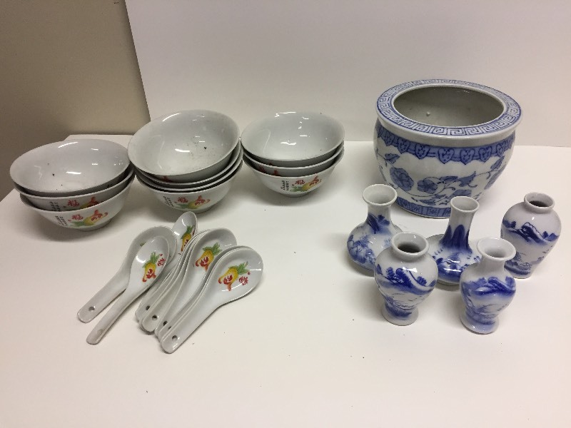 lot 103 image: Asian Style Vases, Bowls, Spoons