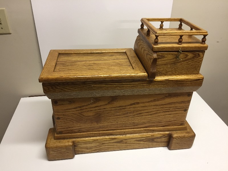 lot 120 image: Oak Storage Cabinet End Table