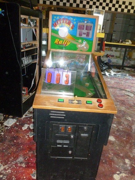 SnS Auctions # 290 Arcade & Amusement equipment