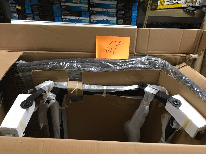 lot 67 image: Hampton Bay Statesville Patio Double Glider neve rused in box