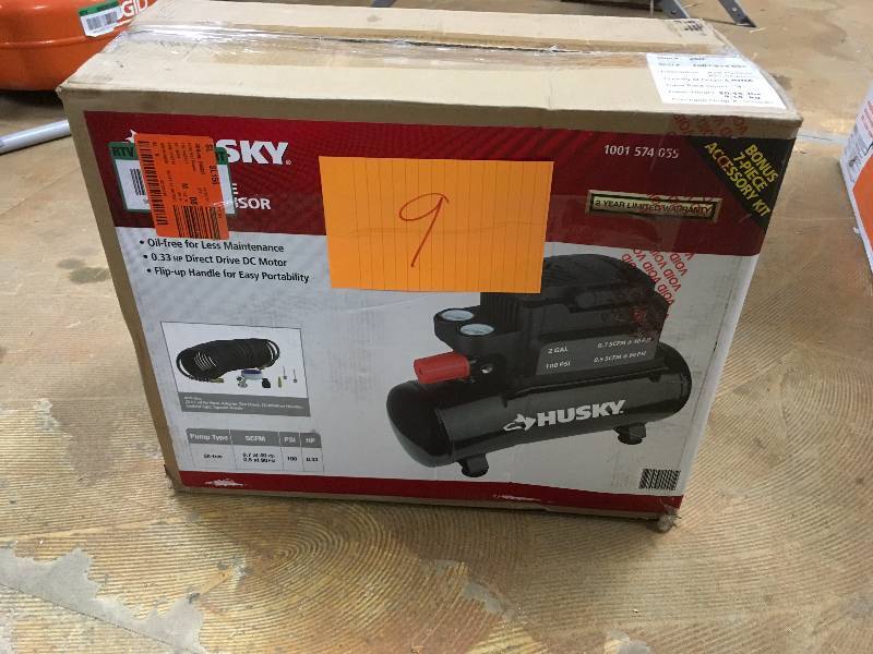 lot 9 image: 2 Gal. Electric Hotdog Air Compressor never used in box