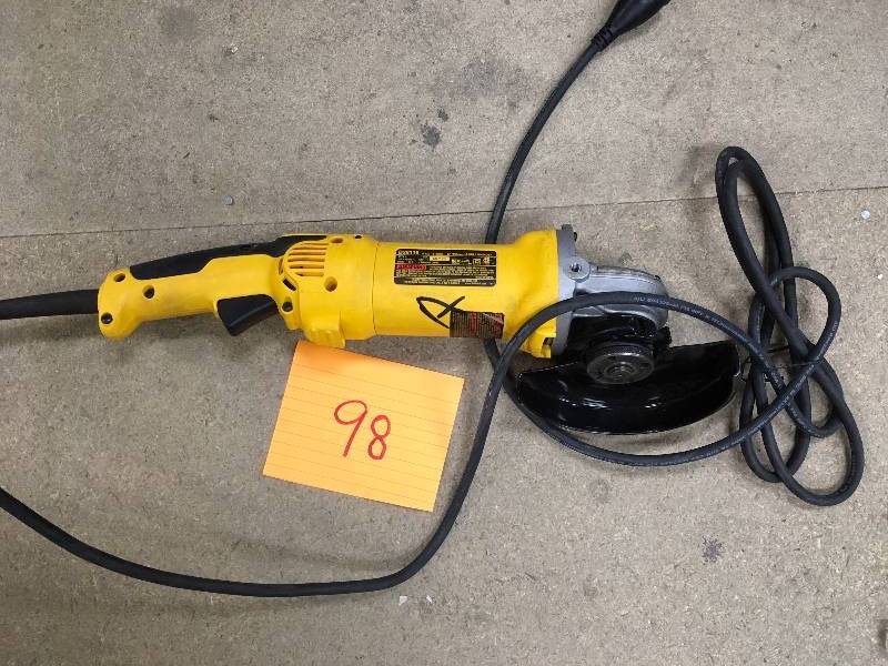 lot 98 image: Dewalt 120-Volt 4-12 in. x 6 in. Corded Angle Grinder with Trigger Grip Model # D28116 used in woirking condition