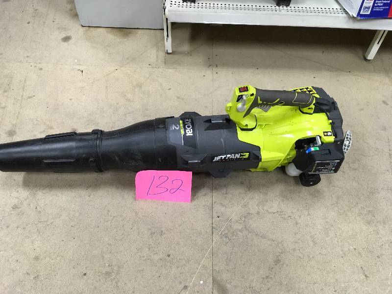 lot 132 image: Ryobi 160 MPH 520 CFM 25cc Gas Jet Fan Blower