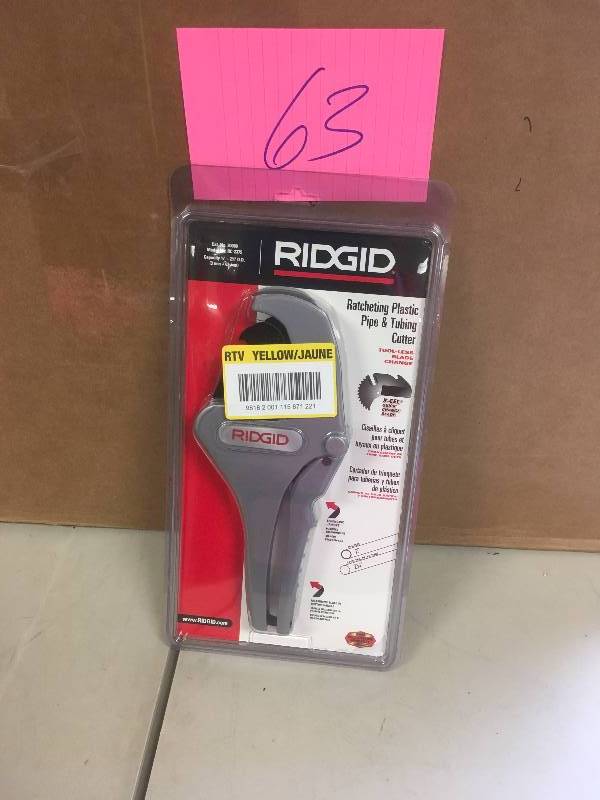 lot 63 image: Ridgid Ratcheting Plastic Pipe and Tubing Cutter