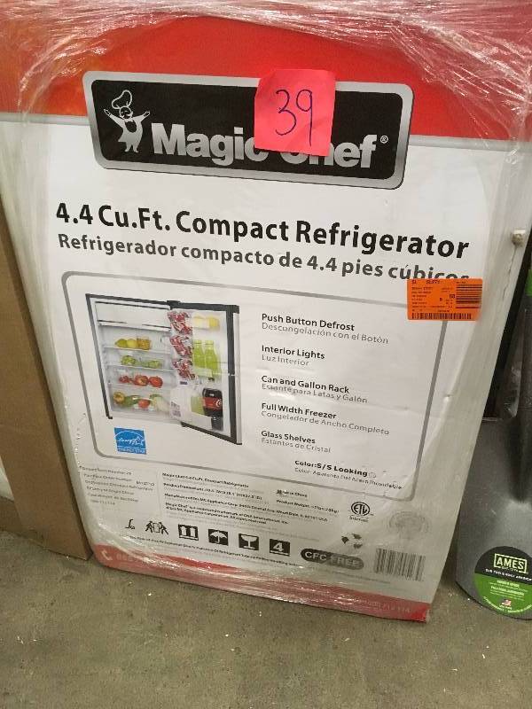 lot 39 image: Magic Chef 4.4 FT Compact Refrigerator not used