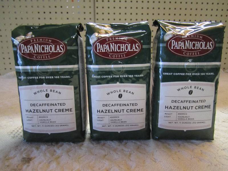 lot 38 image: Lot of 3 Bags Papa Nicholas Premium...