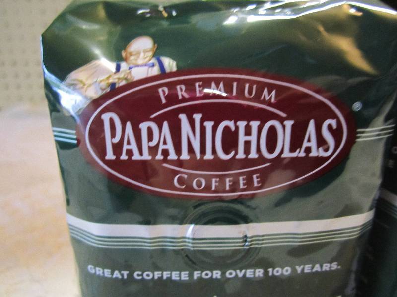 lot 40 image: Lot of 3 Bags Papa Nicholas Premium...