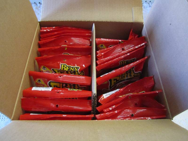 lot 76 image: Case of 24 Bags Beny Elotitos Pinea...