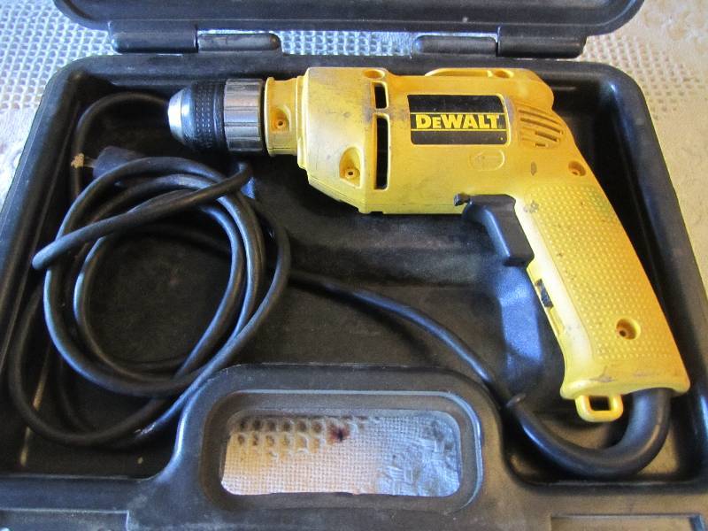 lot 131 image: Dewalt Keyless Chuck Electric Drill...