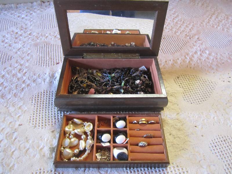 lot 158 image: Wood Jewelry Box Full of Misc Jewel...