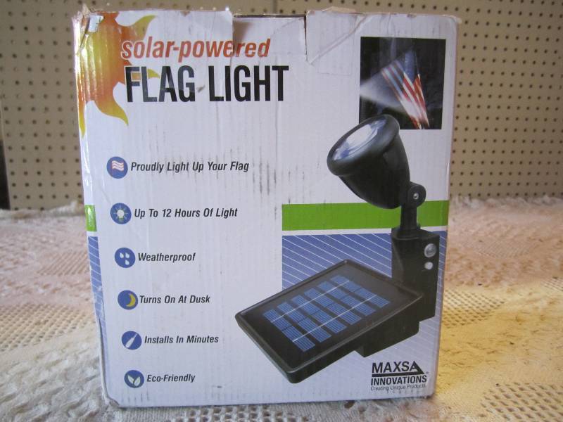 lot 166 image: Solar Powered Flag Light Open Box U...