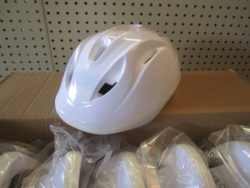 lot 172 image: Case of 12 Blank Safety Helmets Siz...
