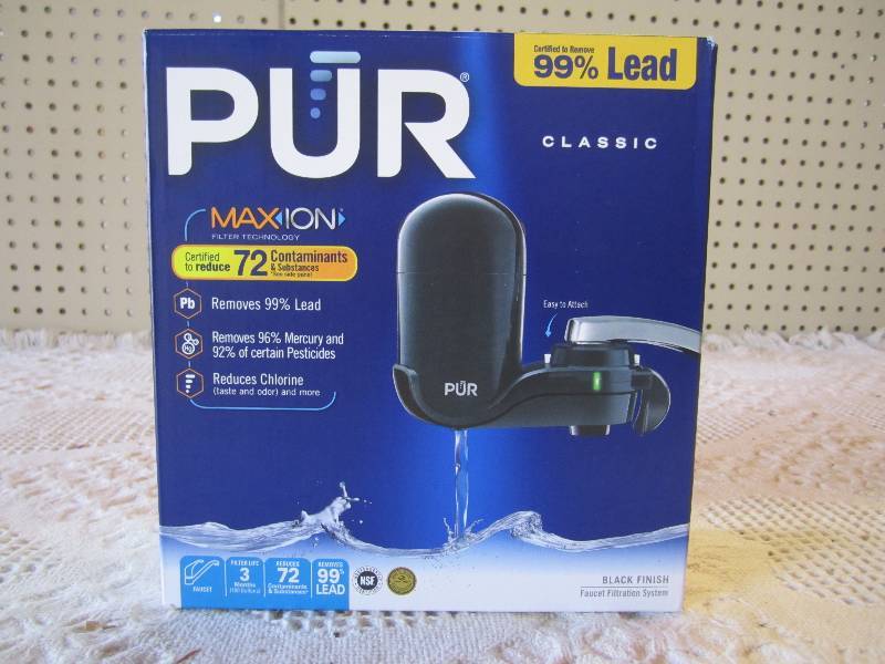 lot 206 image: Pur Classic Faucet Filtration Syste...