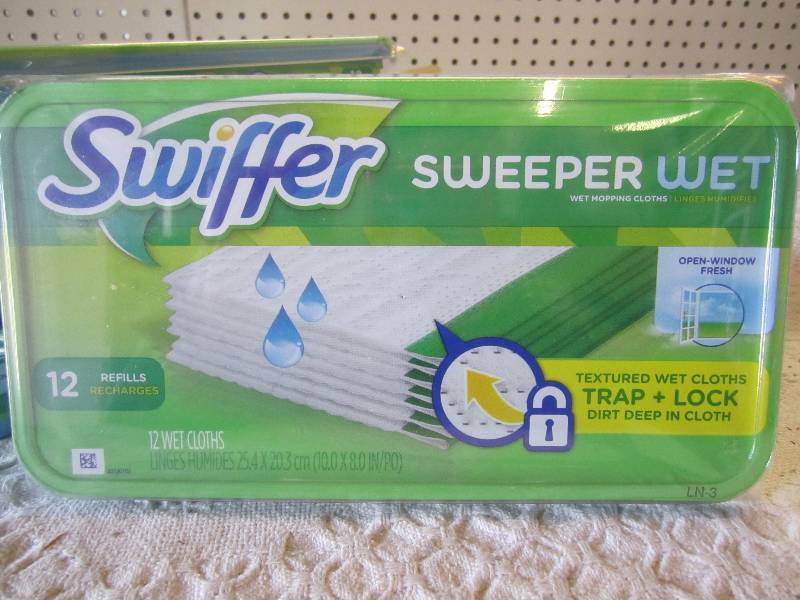 lot 217 image: Lot of 4-12 count Swiffer Sweeper W...