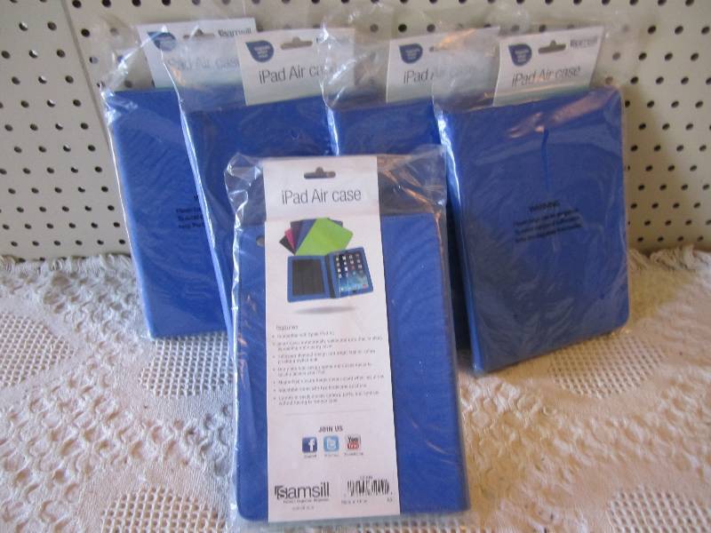 lot 224 image: Lot of 5 iPad Air Cases Blue...