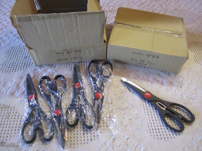 lot 238 image: Lot of 40 Utility Scissors...