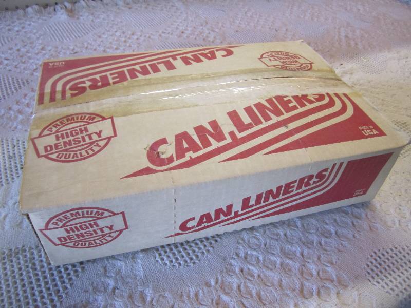 lot 241 image: Case of 1000 Can Liners 7-10 Gallon...