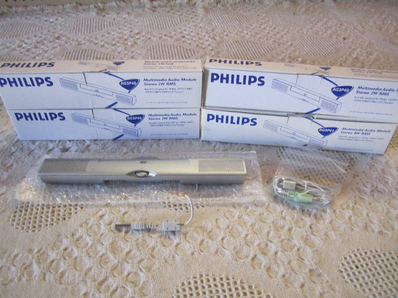 lot 246 image: Lot of 4 Philips AG3P41 Multimedia ...