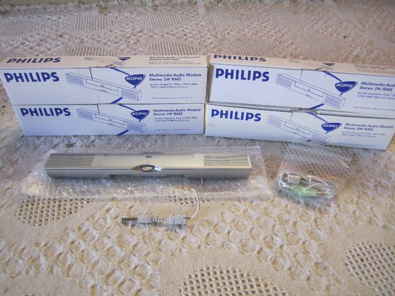 lot 247 image: Lot of 4 Philips AG3P41 Multimedia ...