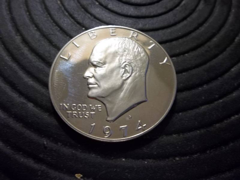 lot 45 image: 1974 S Ike Silver Dollar Proof Unc
