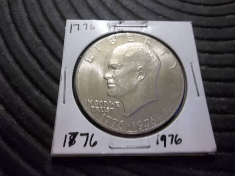 lot 46 image: 1976 Bicentennial Ike Dollar Unc
