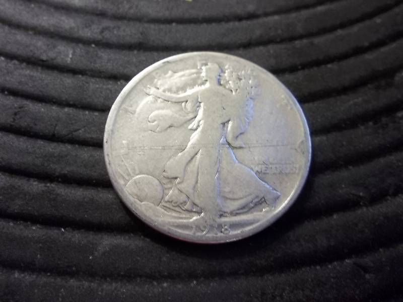 lot 60 image: 1918 D  Walker Half Dollar