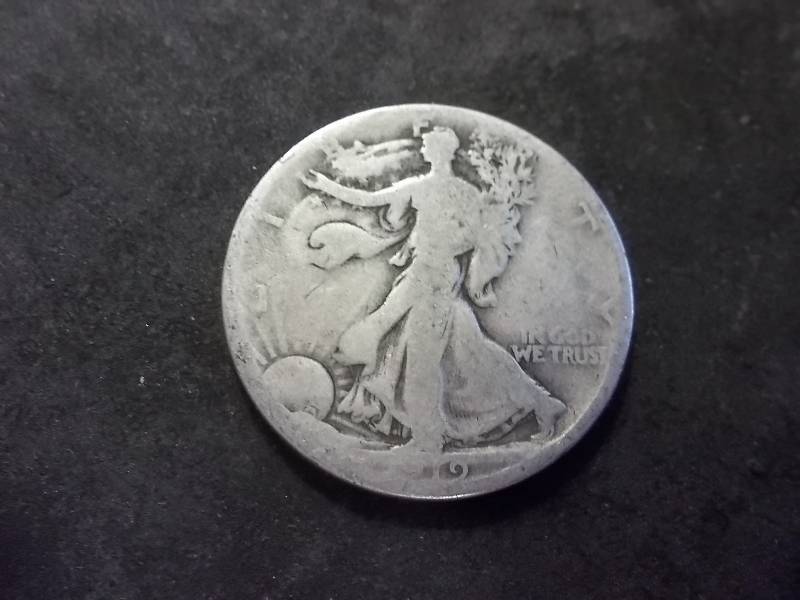 lot 62 image: 1919 Walker Half Dollar