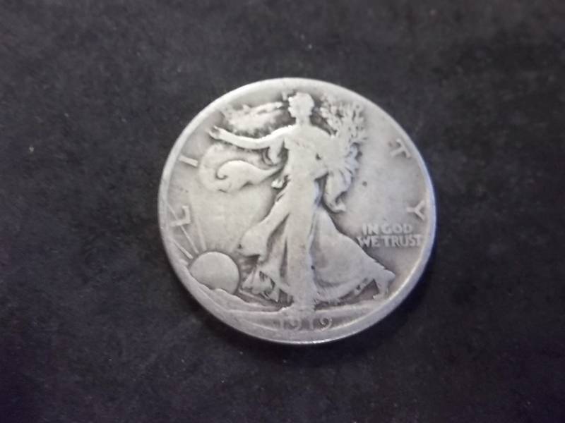 lot 63 image: 1919 D Walker Half Dollar