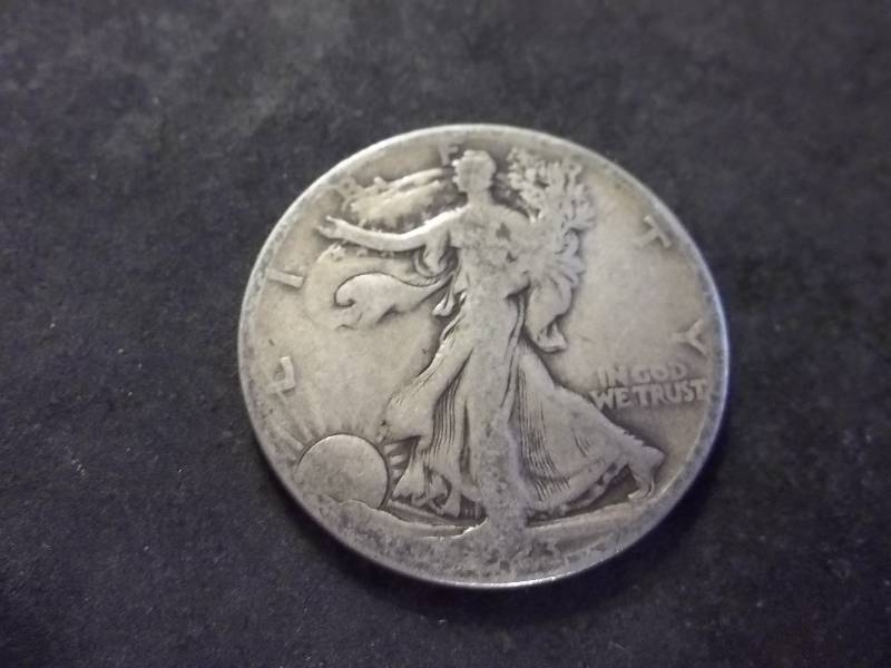 lot 67 image: 1923 S Walker Half Dollar