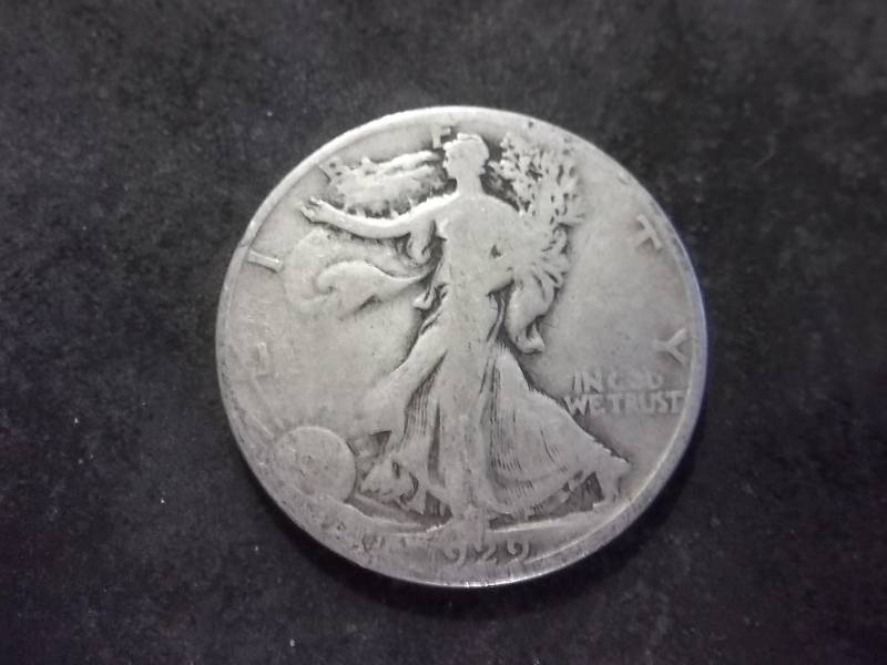 lot 71 image: 1929 S Walker Half Dollar
